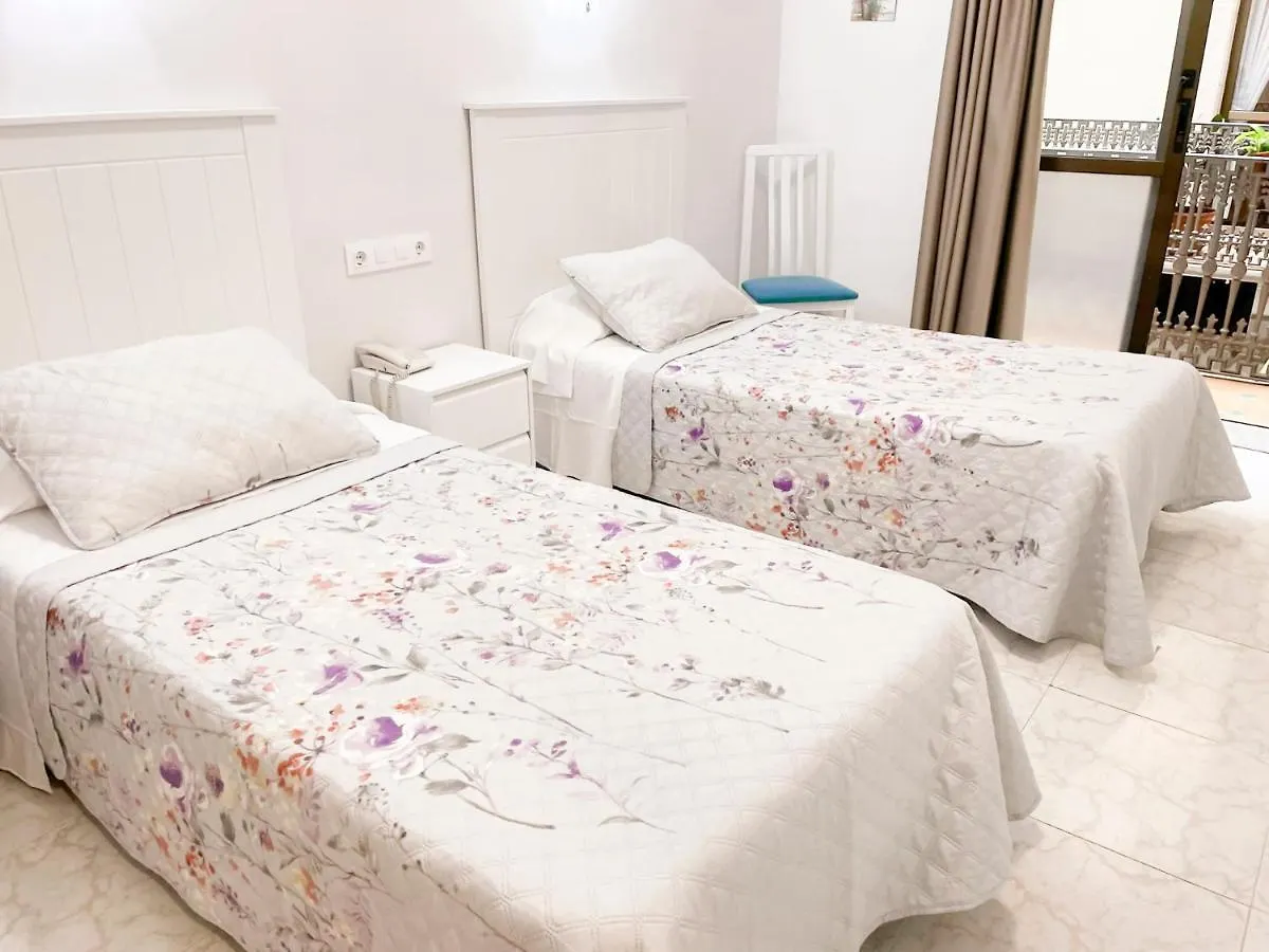 Hostal Ramos Barcelona 2*,  Spain