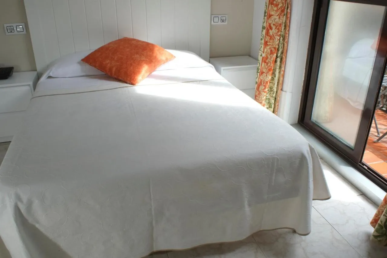 Hostal Ramos Barcelona Guest house