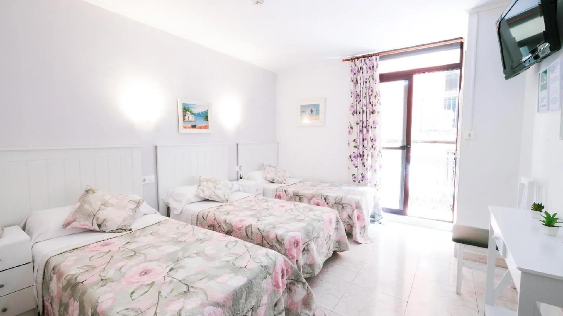 Hostal Ramos Barcelona 2*,