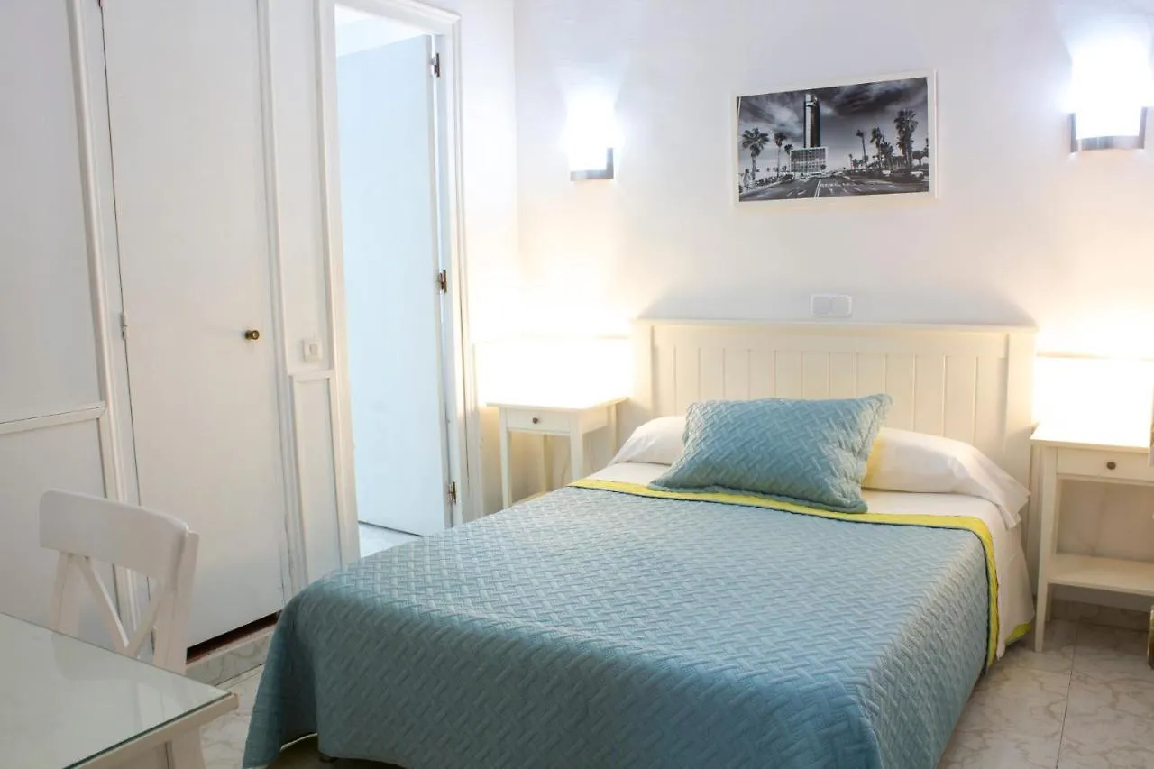 Hostal Ramos Barcelona Guest house